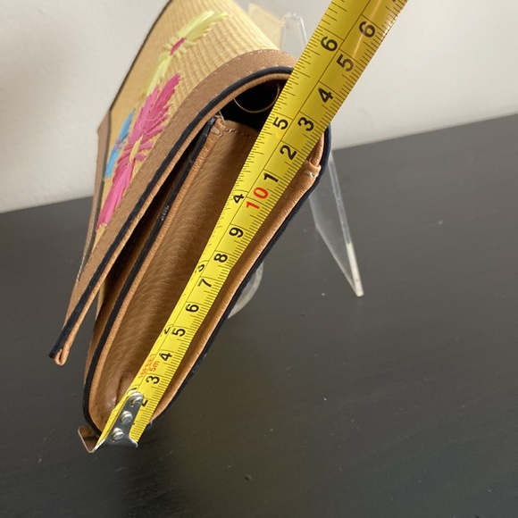 Anne Klein Floral Embroidered Floral Crossbody or Clutch detachable strap - Picture 13 of 14